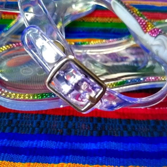 👠$25 SALE! Forever Link Rhinestone Sandals - Picture 4 of 7